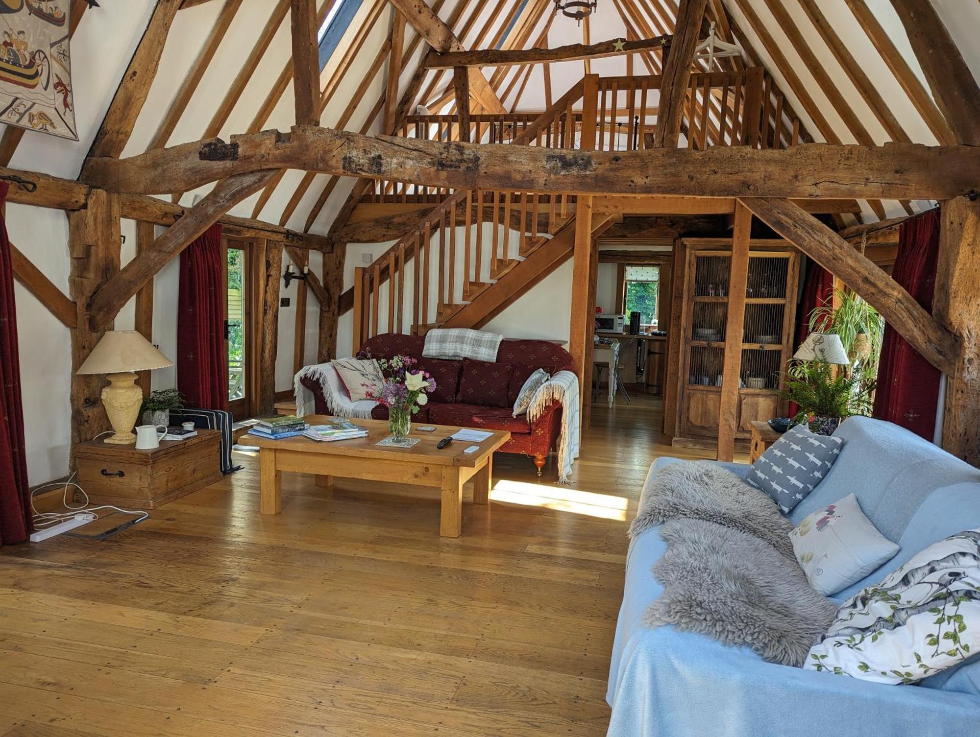 Cosy Listed Barn In Peaceful Country Village Granborough Экстерьер фото